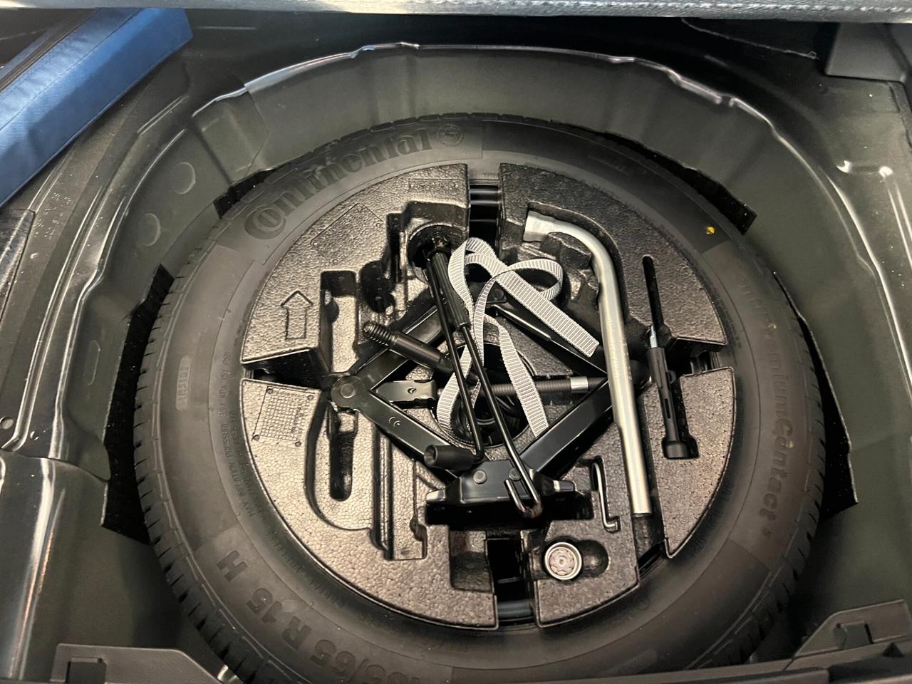 Volkswagen Polo 1.0 TSI 110 CV DSG R-Line OK NEOPATENTATI