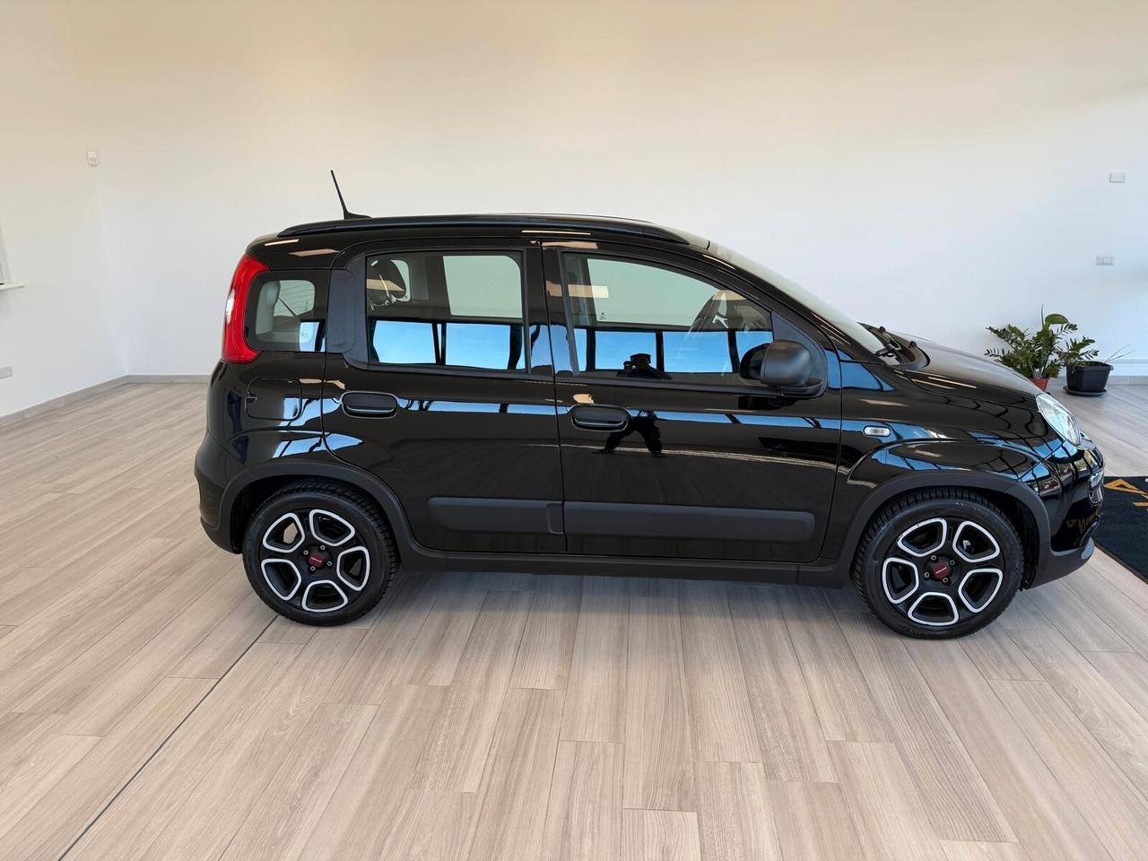 Fiat Panda 1.0 Hybrid City Life FireFly S&S