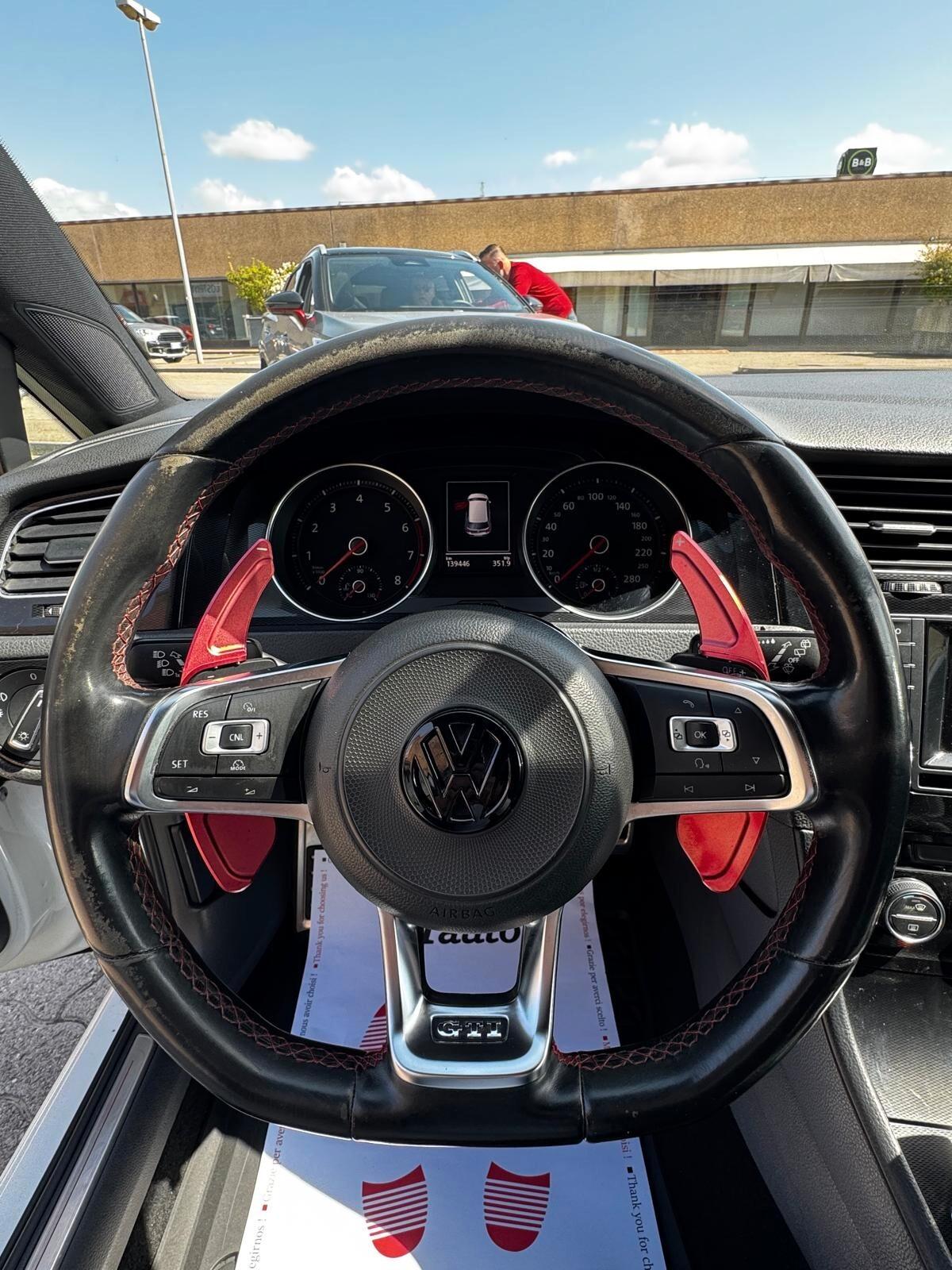 Volkswagen Golf GTI Performance 2.0 TSI DSG 3p. BlueMotion Technology