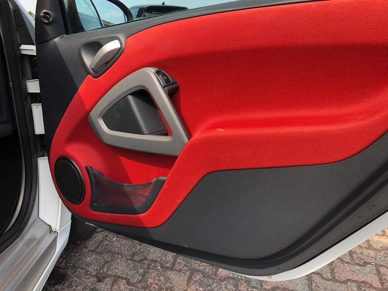 Smart ForTwo 1000 52 kW MHD coupé passion