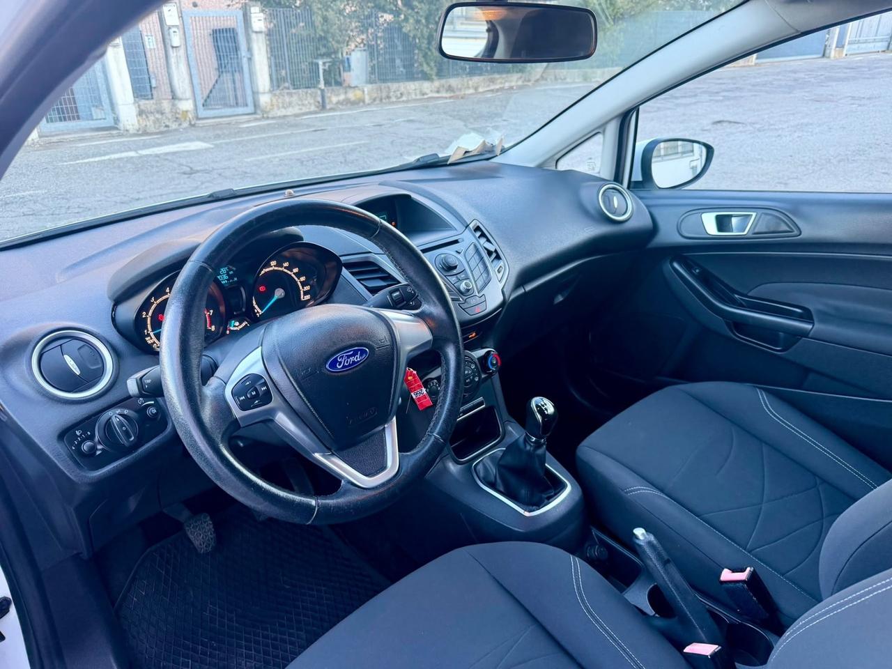 Ford Fiesta 3porte 1.0benz 2013 122.000km per neopatentati