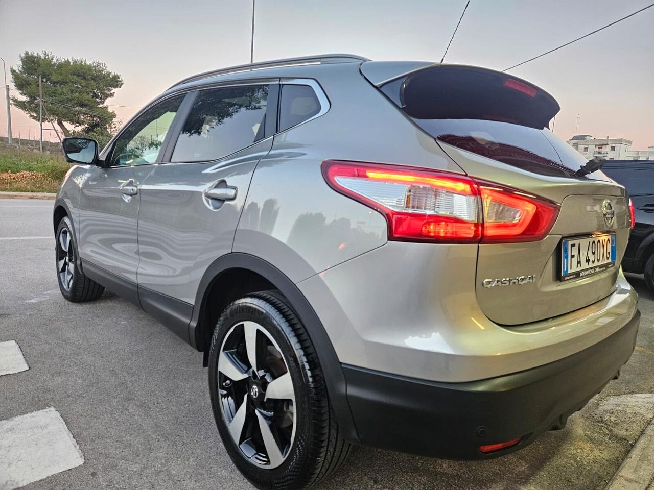 Nissan Qashqai 1.2 benz. DIG-T 360° TETTO PANORAMICO