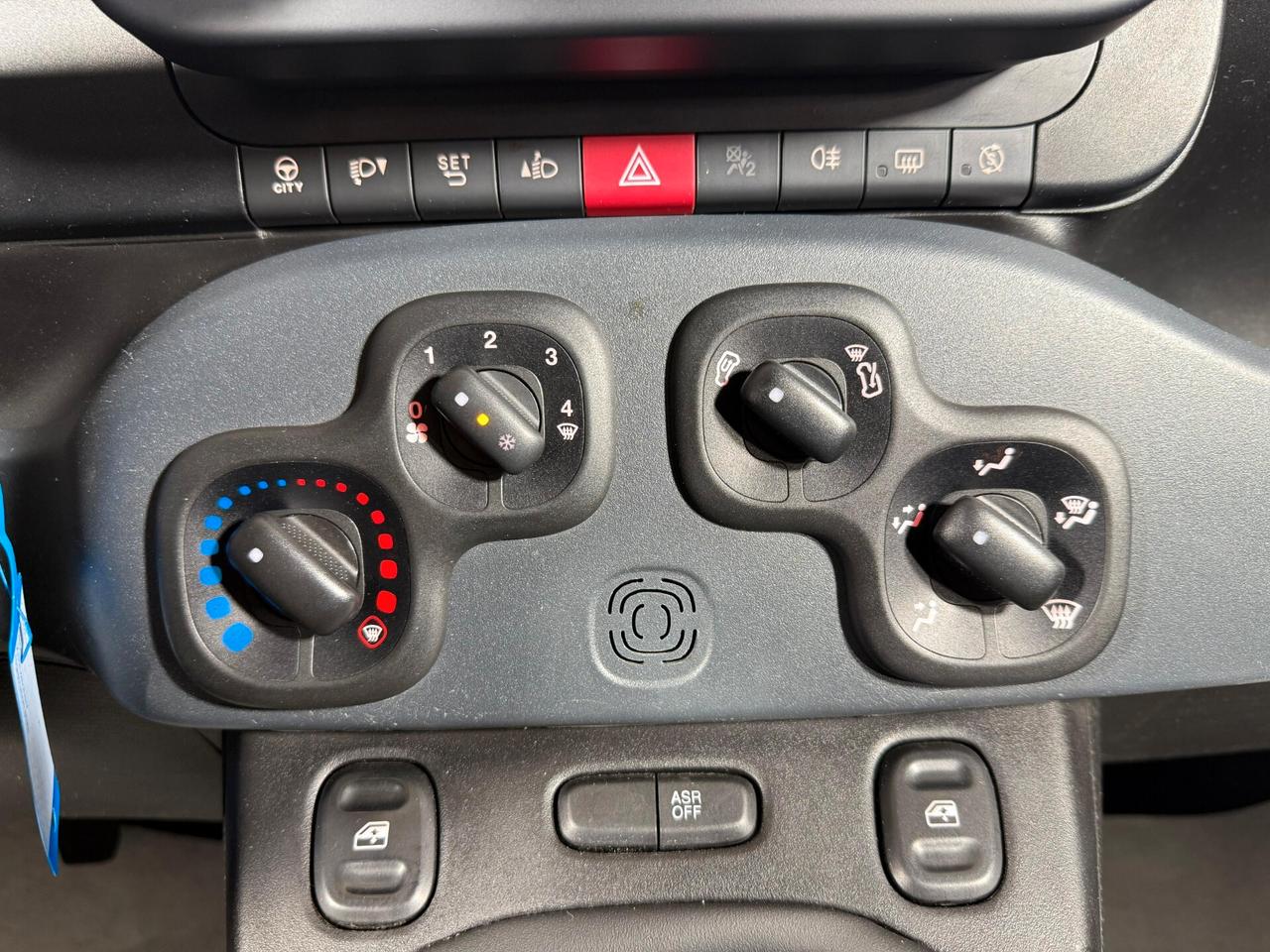 Fiat Panda 1.0 FireFly S&S Hybrid IVA ESPOSTA