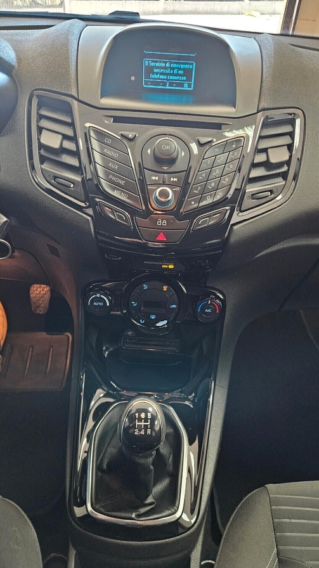 Ford Fiesta 1.5 TDCi 75CV 5 porte Titanium