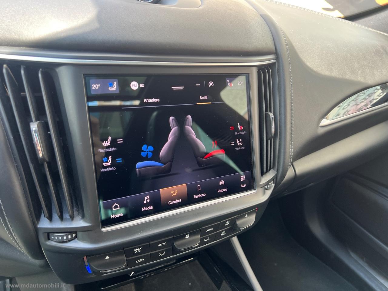 MASERATI Levante V6 Diesel AWD Gransport TETTO 21 CAMERA IVA ESPOSTA
