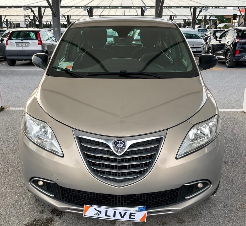 Lancia Ypsilon 0.9 TwinAir 85 CV 5 porte S&S Silver