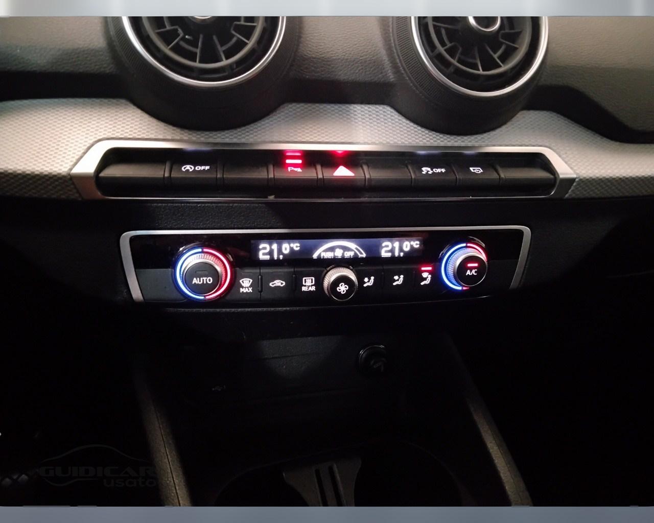 AUDI Q2 I 2021 - Q2 30 2.0 tdi Admired