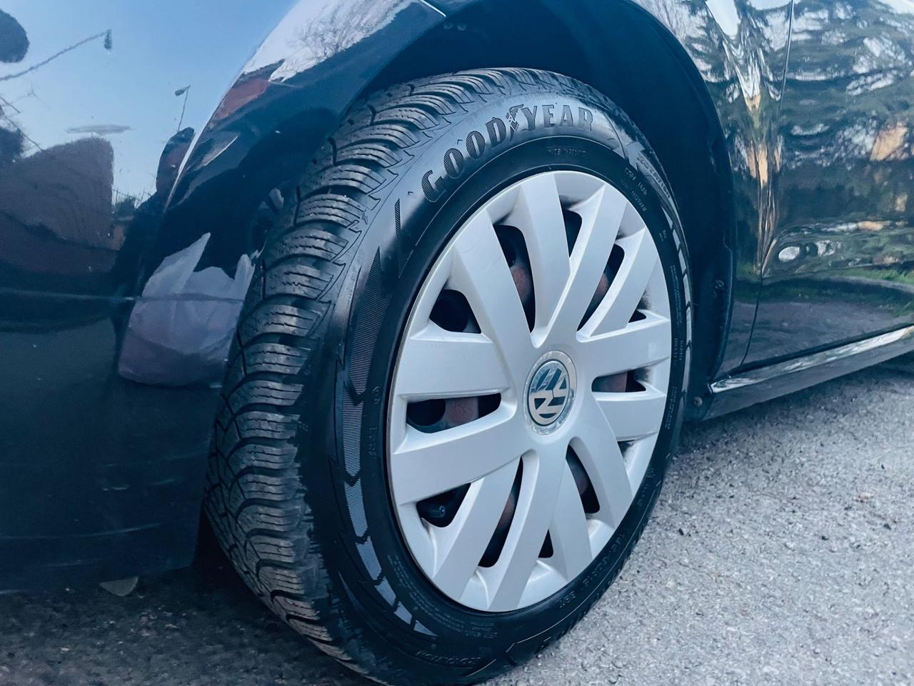 Volkswagen Touran 1.6 TDI bluemotion