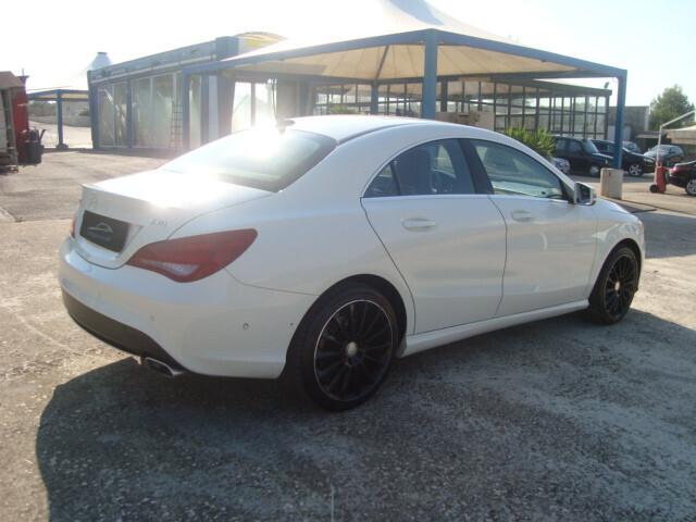 Mercedes-Benz CLA 200 cdi Premium Automatic 136CV