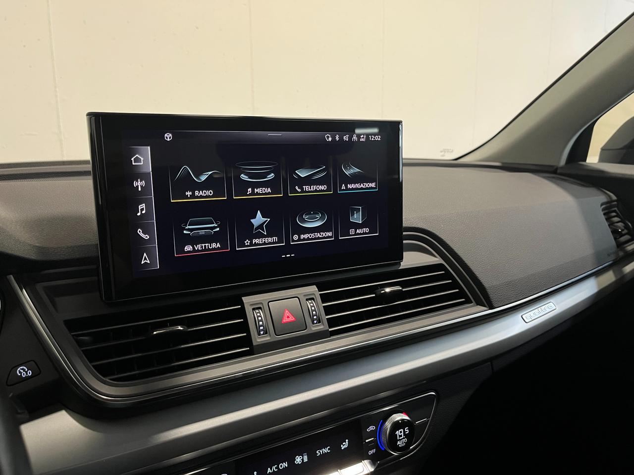 AUDI Q5 SPORTBACK 40 TDI S-TRONIC QUATTRO BUSINESS ADVANCED