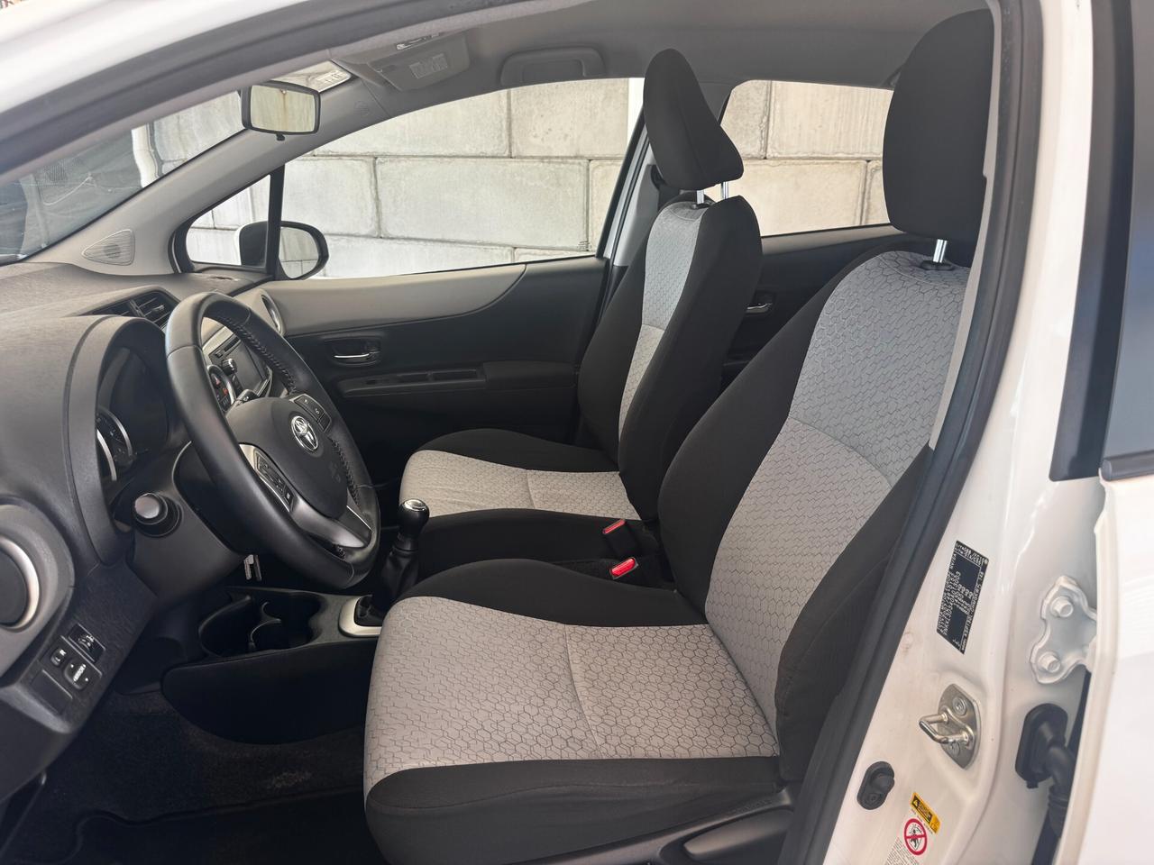 Toyota Yaris 1.0 5 porte Active 70 cv