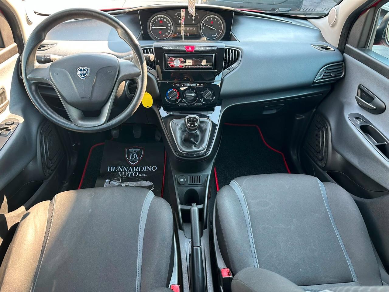 Lancia Ypsilon 0.9 Metano 2015