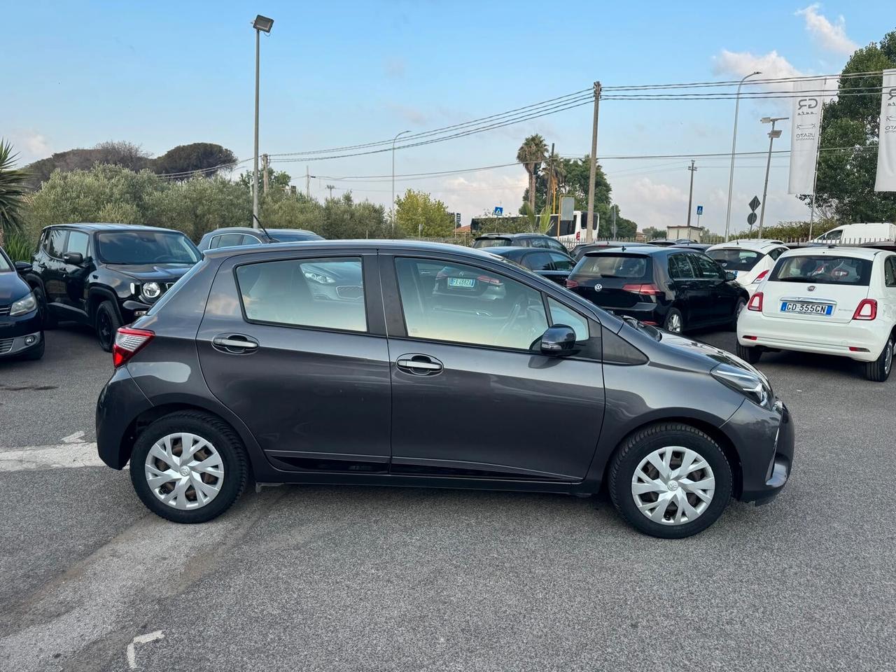 Toyota Yaris 1.0 BENZ 72CV 5P ACTIVE FULL OPTIONAL 2019