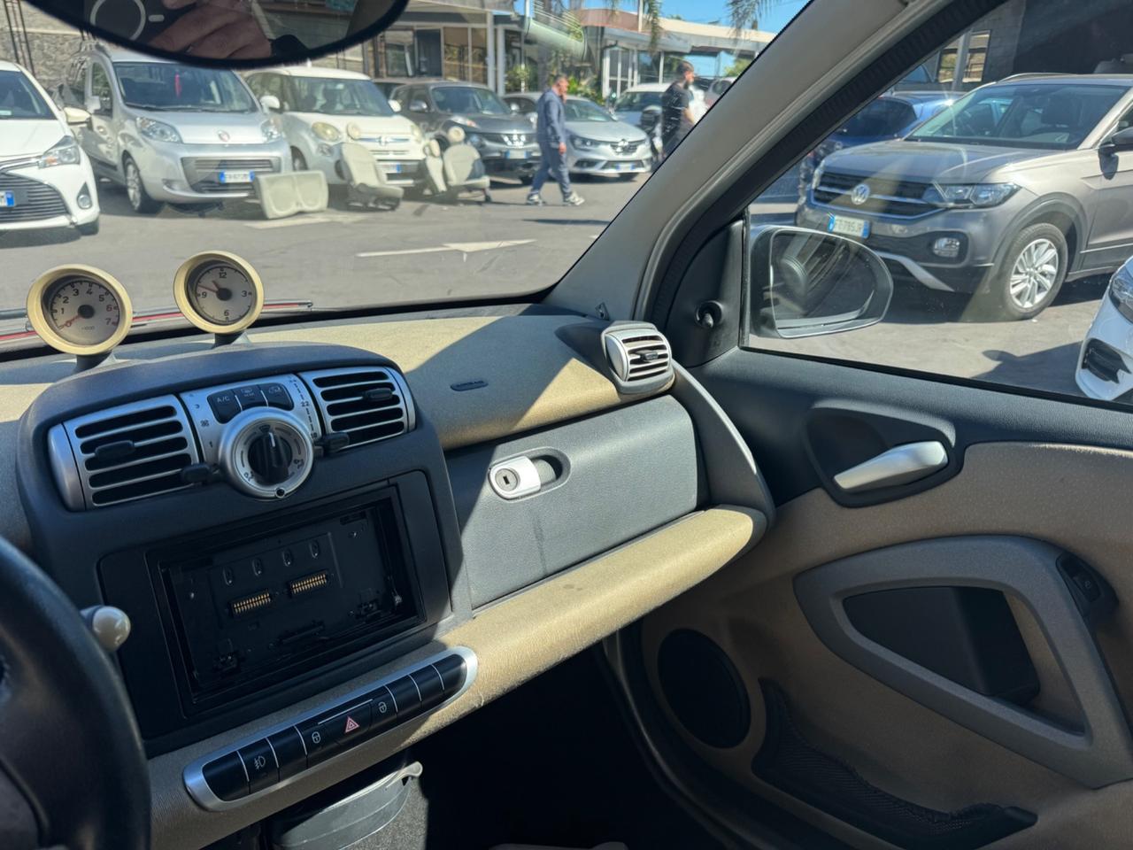 Smart ForTwo 1000 52 kW coupé pure