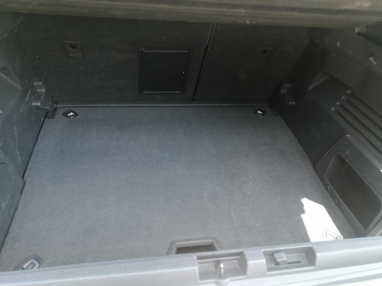 Peugeot 3008 1.6 HDi 115CV Allure