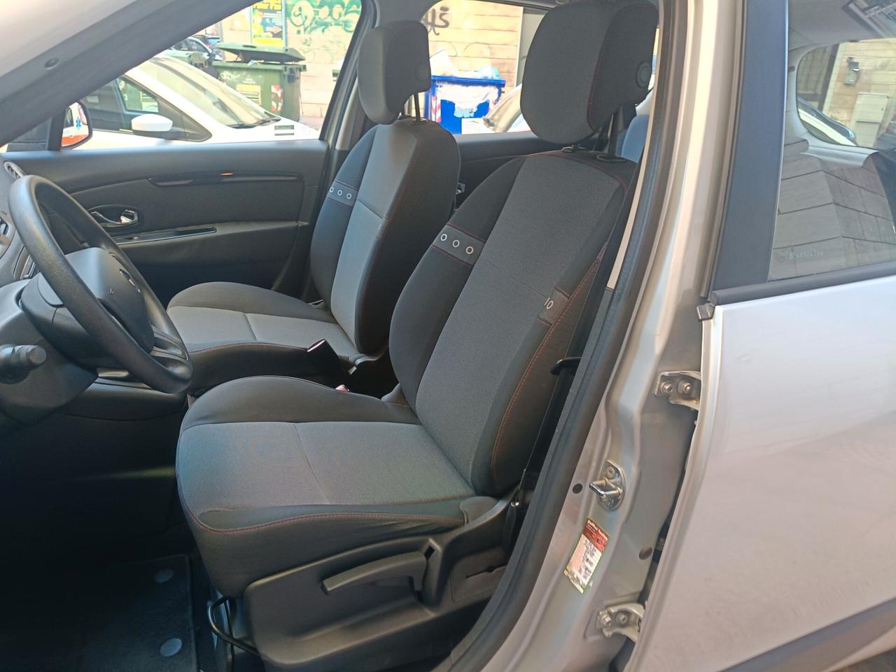 RENAULT SCENIC-AUTOCARRO-IVA ESPOSTA-Euro5900