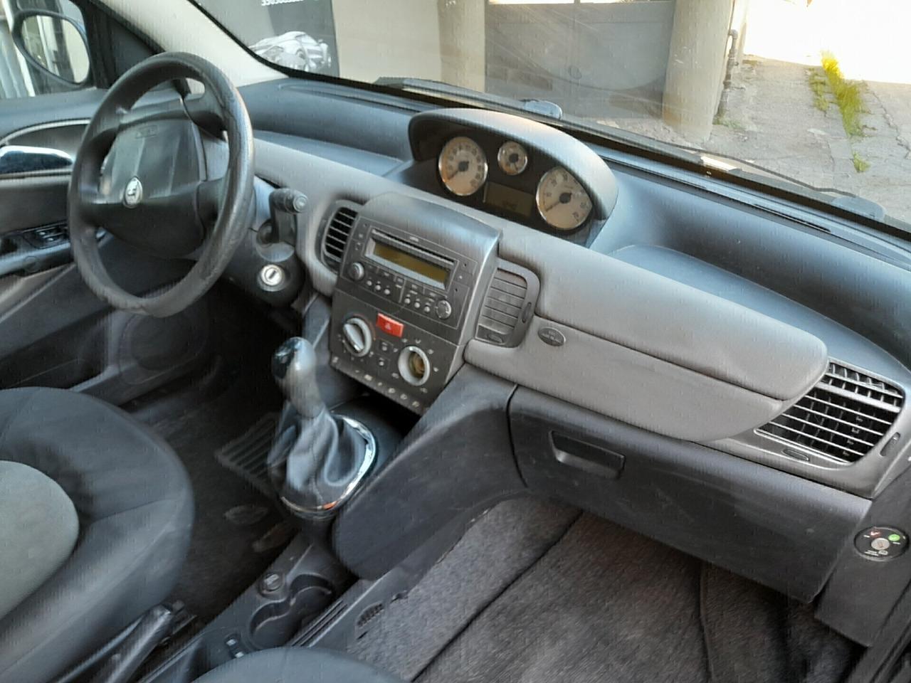 Lancia Ypsilon 1.3 Multijet 16V