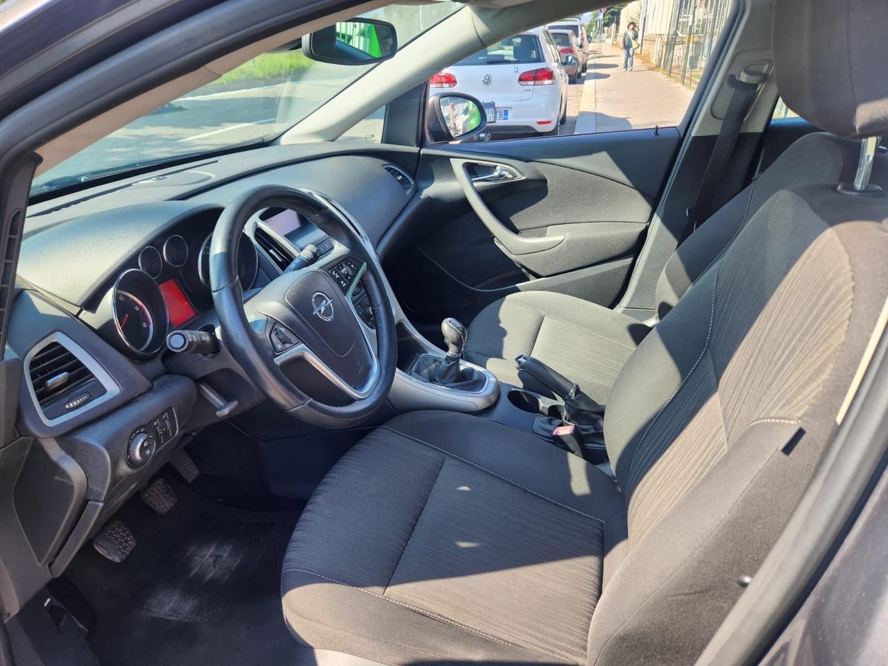 Opel Astra 1.7 CDTI 110CV 5 porte Cosmo