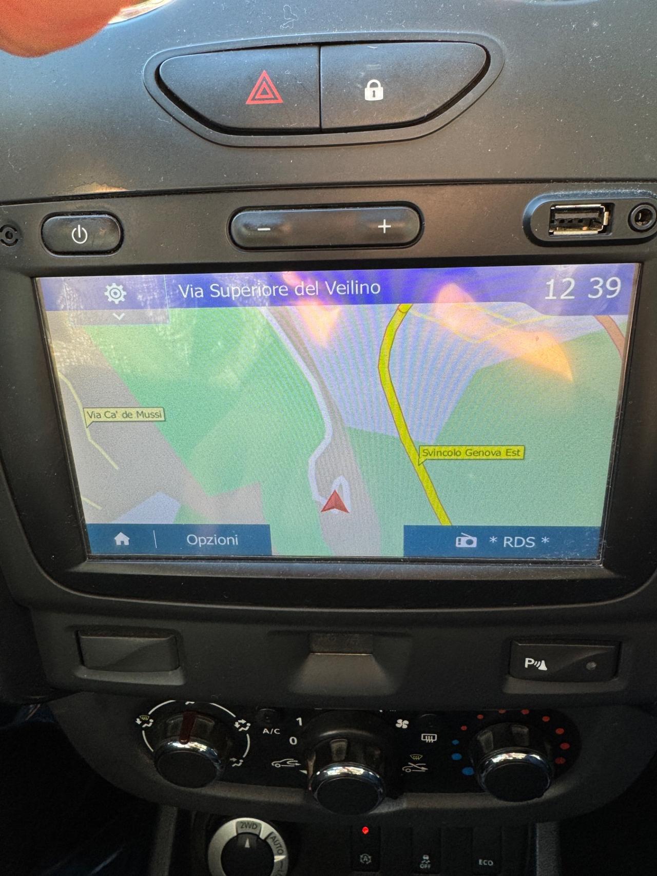 Dacia Duster 1.5 dCi 110CV 4x4 gancio traino EURO6 2016