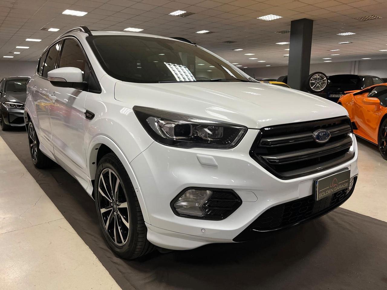 Ford Kuga 2.0 TDCI 120 CV S&S 2WD ST-Line