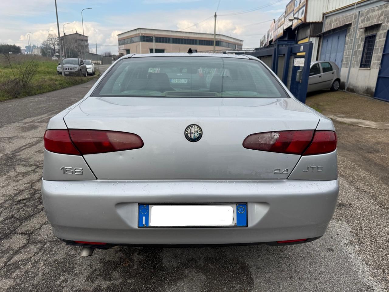 Alfa Romeo 166 2.4 JTD cat Distinctive