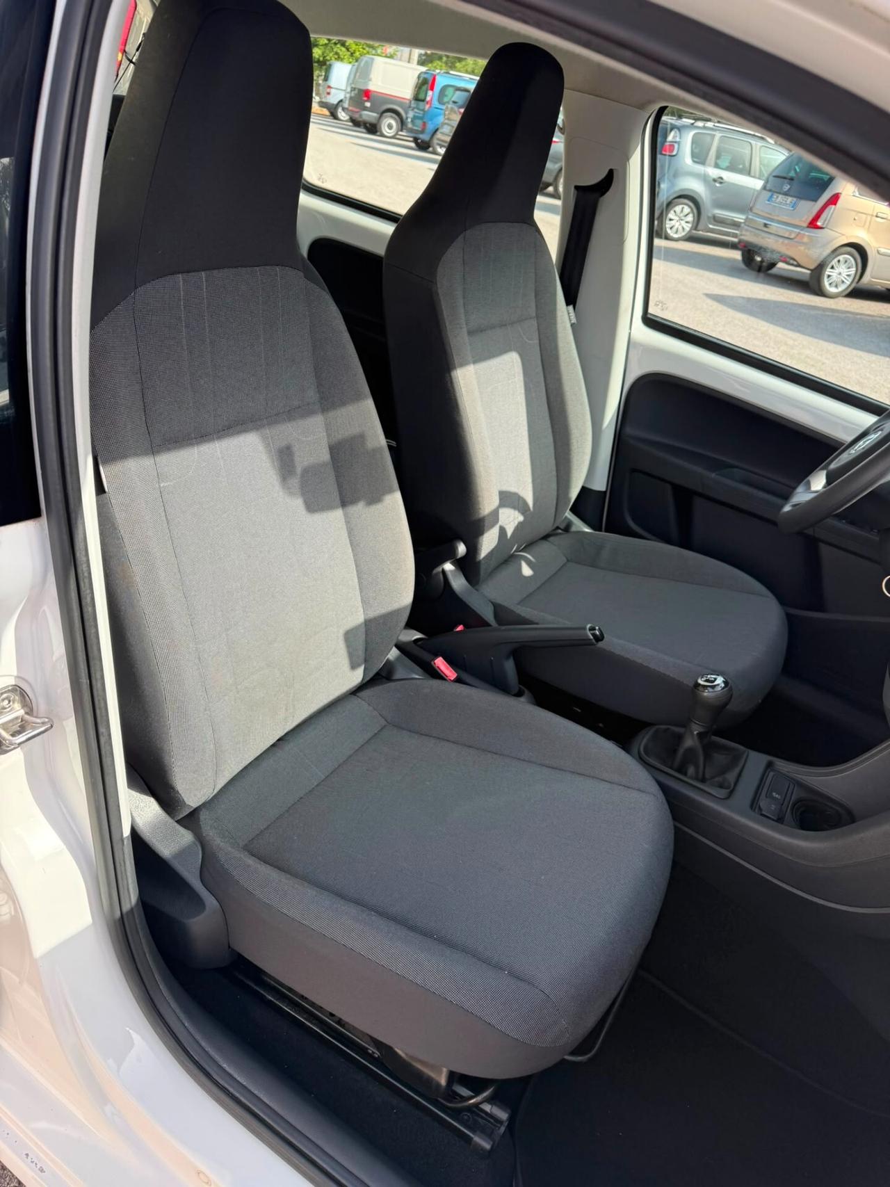 Volkswagen up! 1.0 5p. take