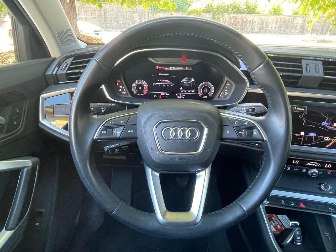 Audi Q3 S Line 1.5 35 TFSI #11556