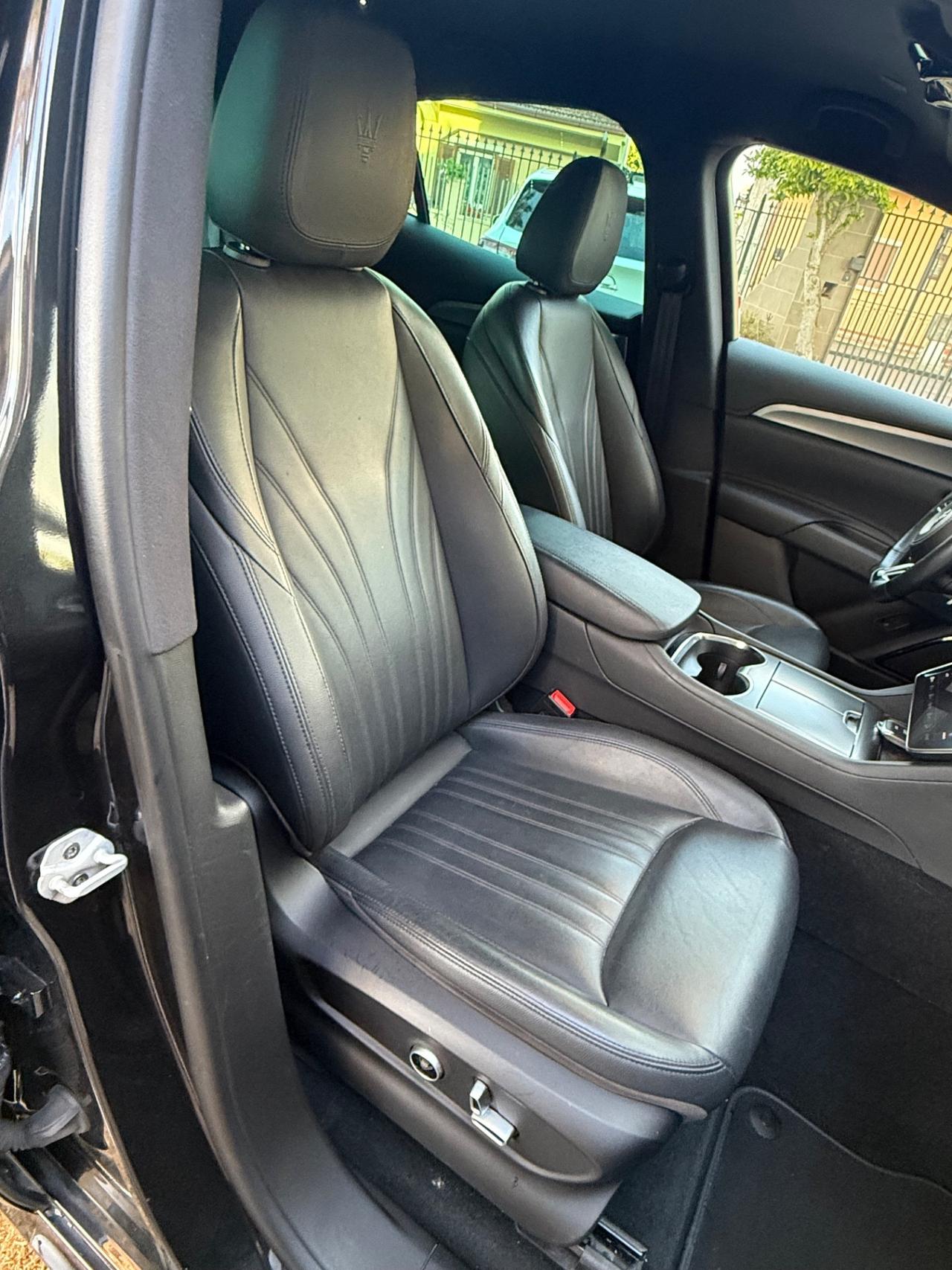 Maserati Grecale MHEV 300 CV AWD GT