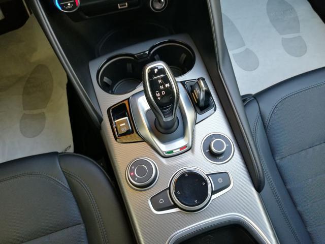 ALFA ROMEO Giulia 2.2 Turbodiesel 190 CV AT8 Sprint