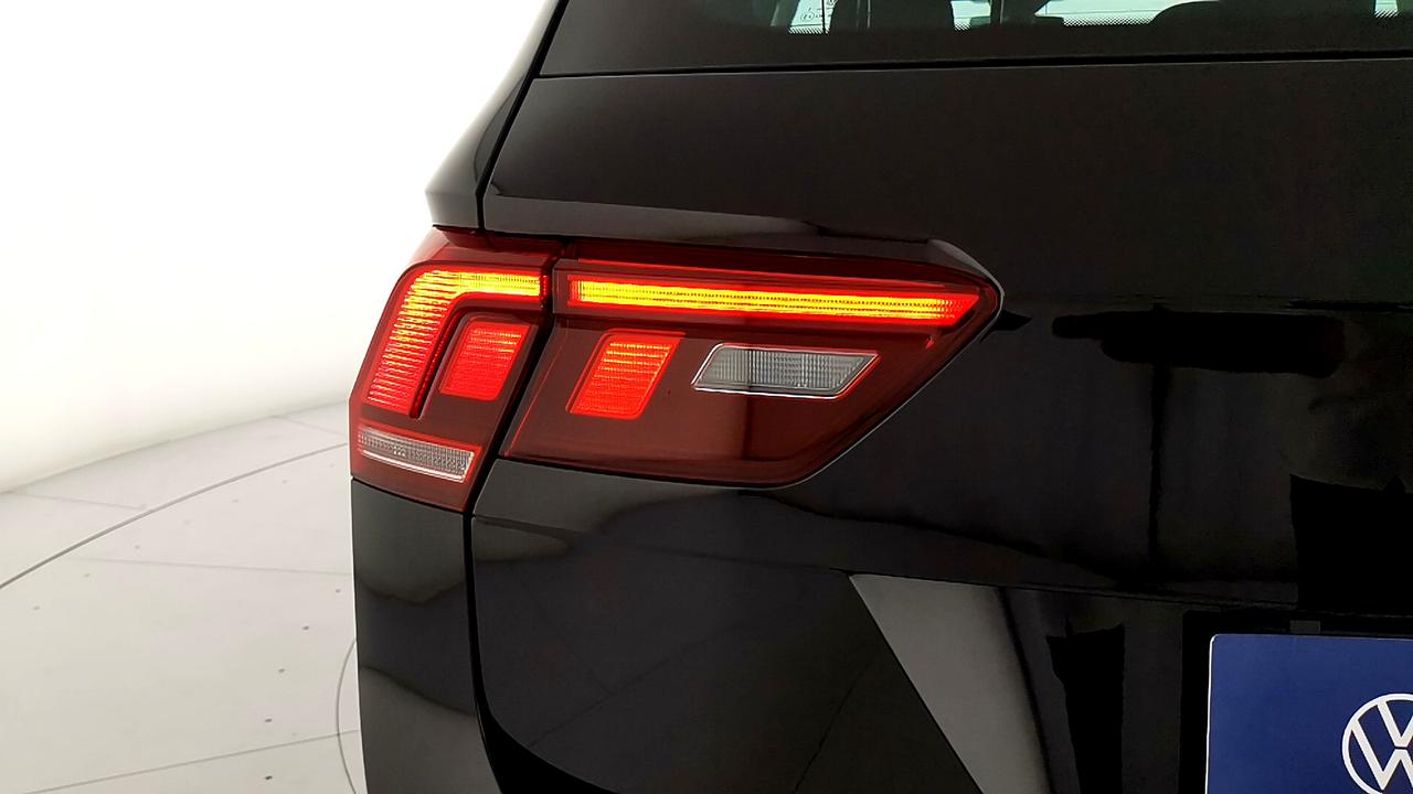 VOLKSWAGEN Tiguan II 2021 - Tiguan 1.5 tsi Life 130cv