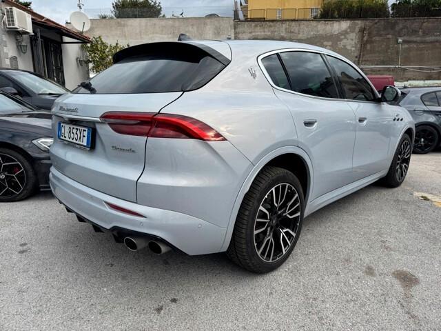 Maserati Grecale MHEV 300 CV AWD GT
