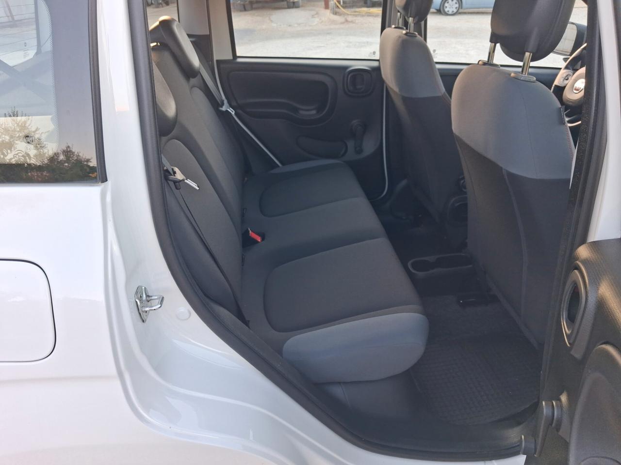 Fiat Panda 0.9 TwinAir Natural Power solo64.000km