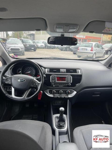 KIA - Rio 5p 1.2 cvvt City E6