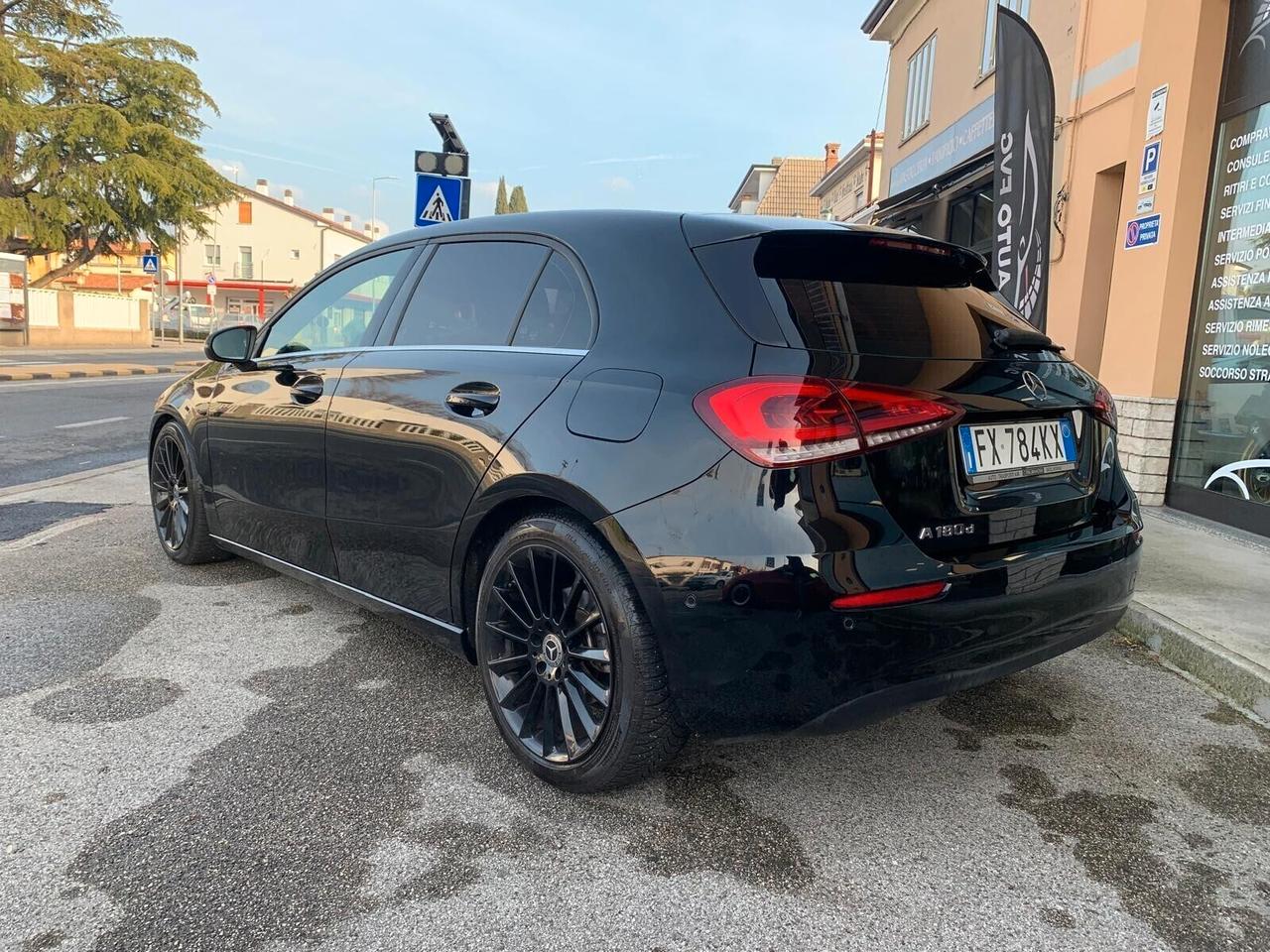 Mercedes-benz A180d Business Extra Manuale Neopat.