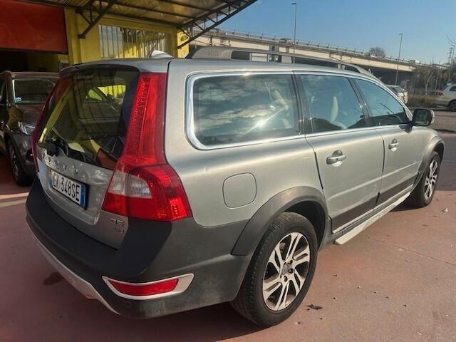 Volvo XC 70 XC70 D5 AWD Momentum, AUTOMATICA!!!