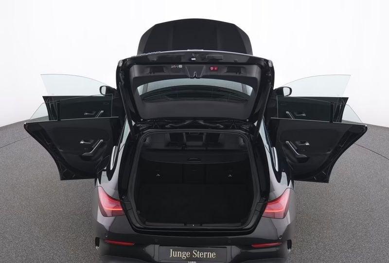 Mercedes-Benz CLA CLA 180 AMG Line Advanced Plus 18" Camera LED