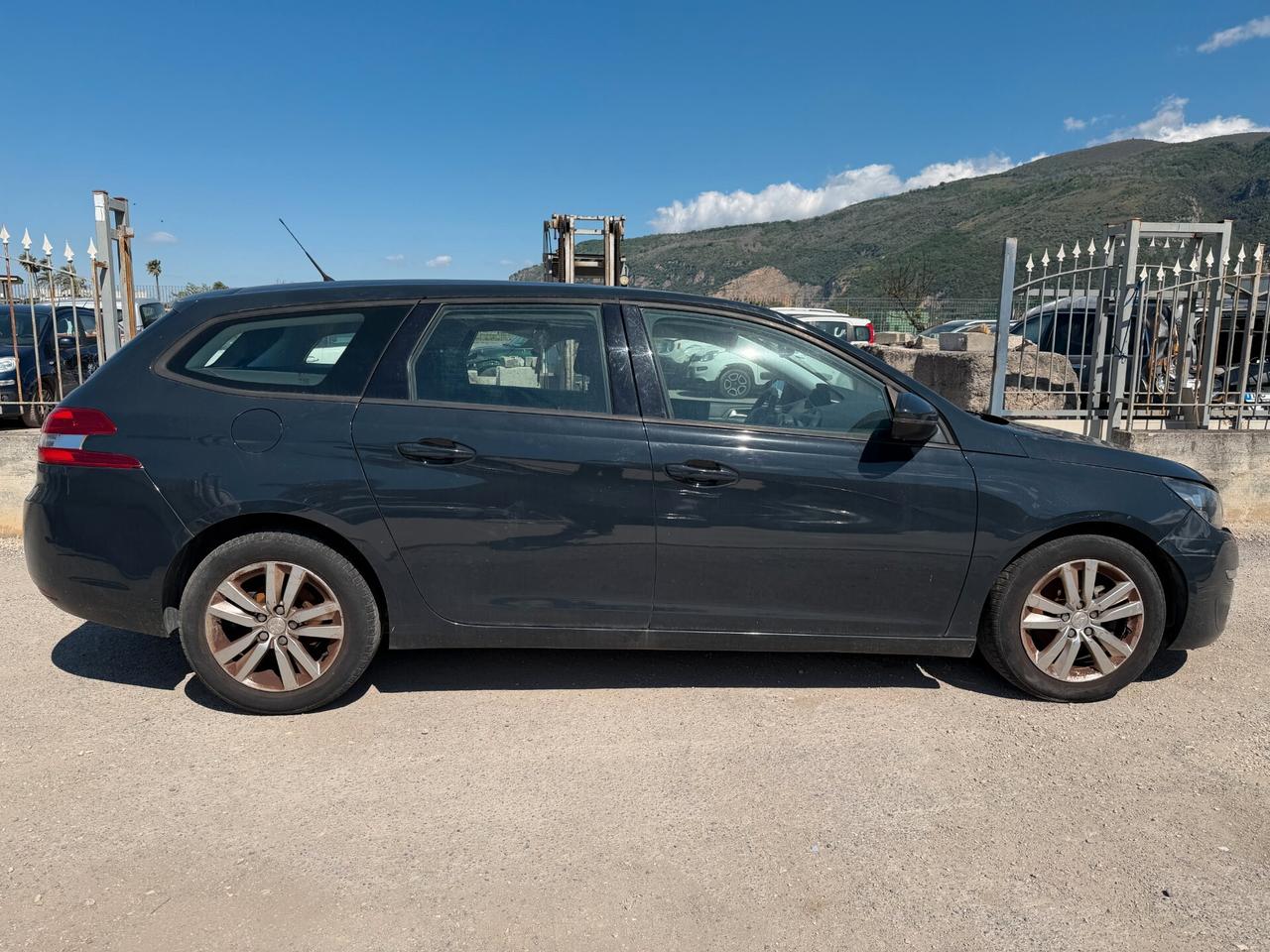 PEUGEOT 308 SW 2015 1.6 DIESEL 99 CV *SINISTRATA
