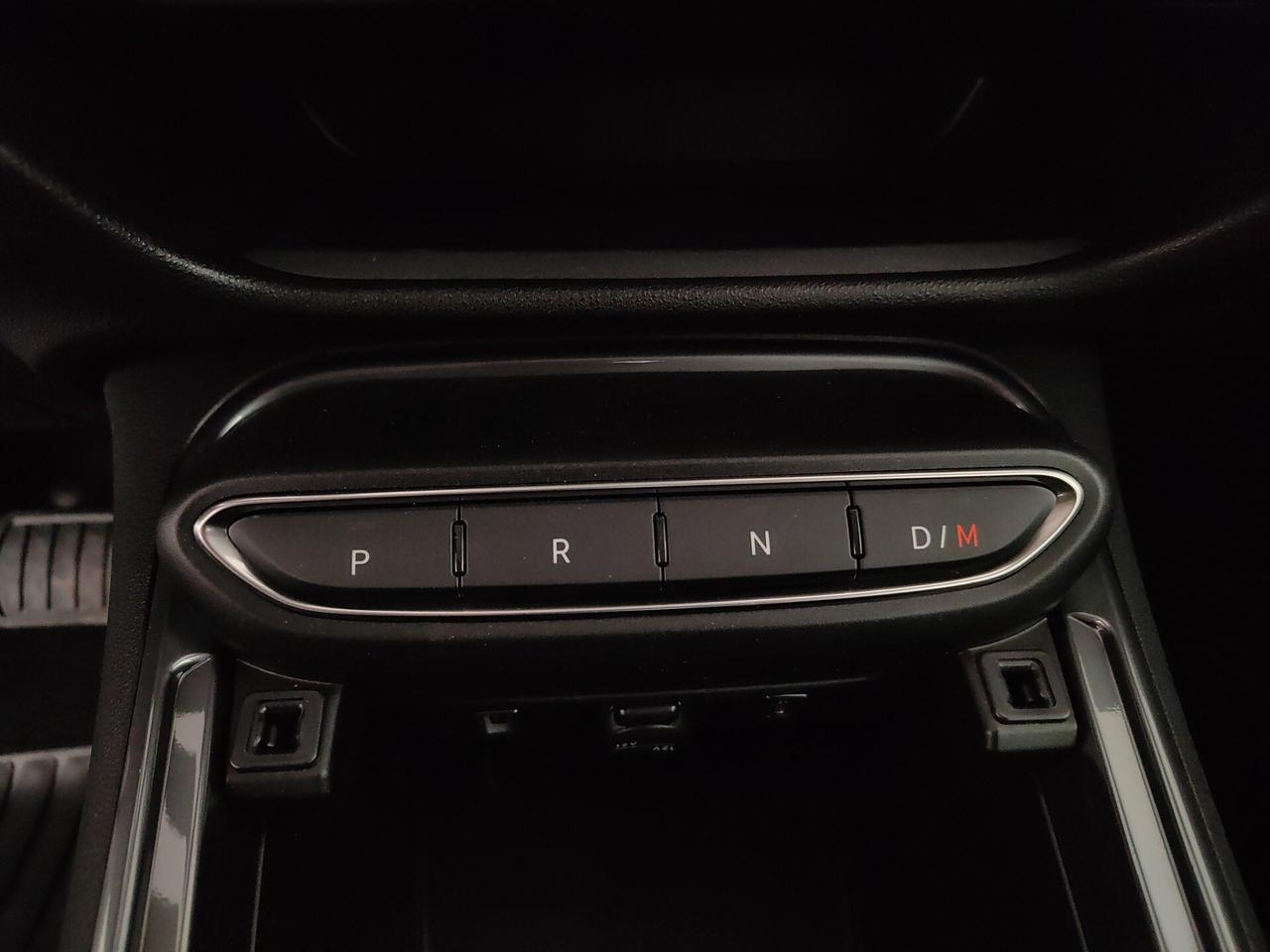 Fiat 600 Hybrid 110 CV DCT MHEV Serie Speciale Icon