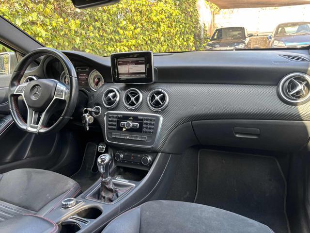 MERCEDES-BENZ A 180 BlueEFFICIENCY AMG PACK Premium