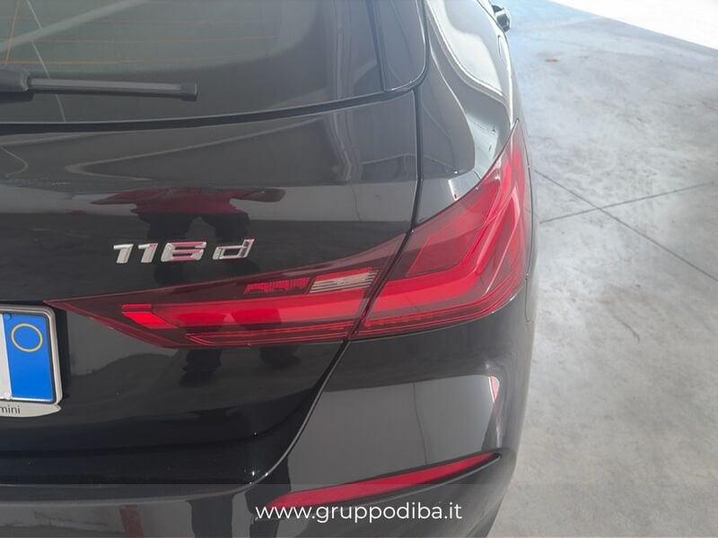 BMW Serie 1 F40 Diesel 116d Sport auto