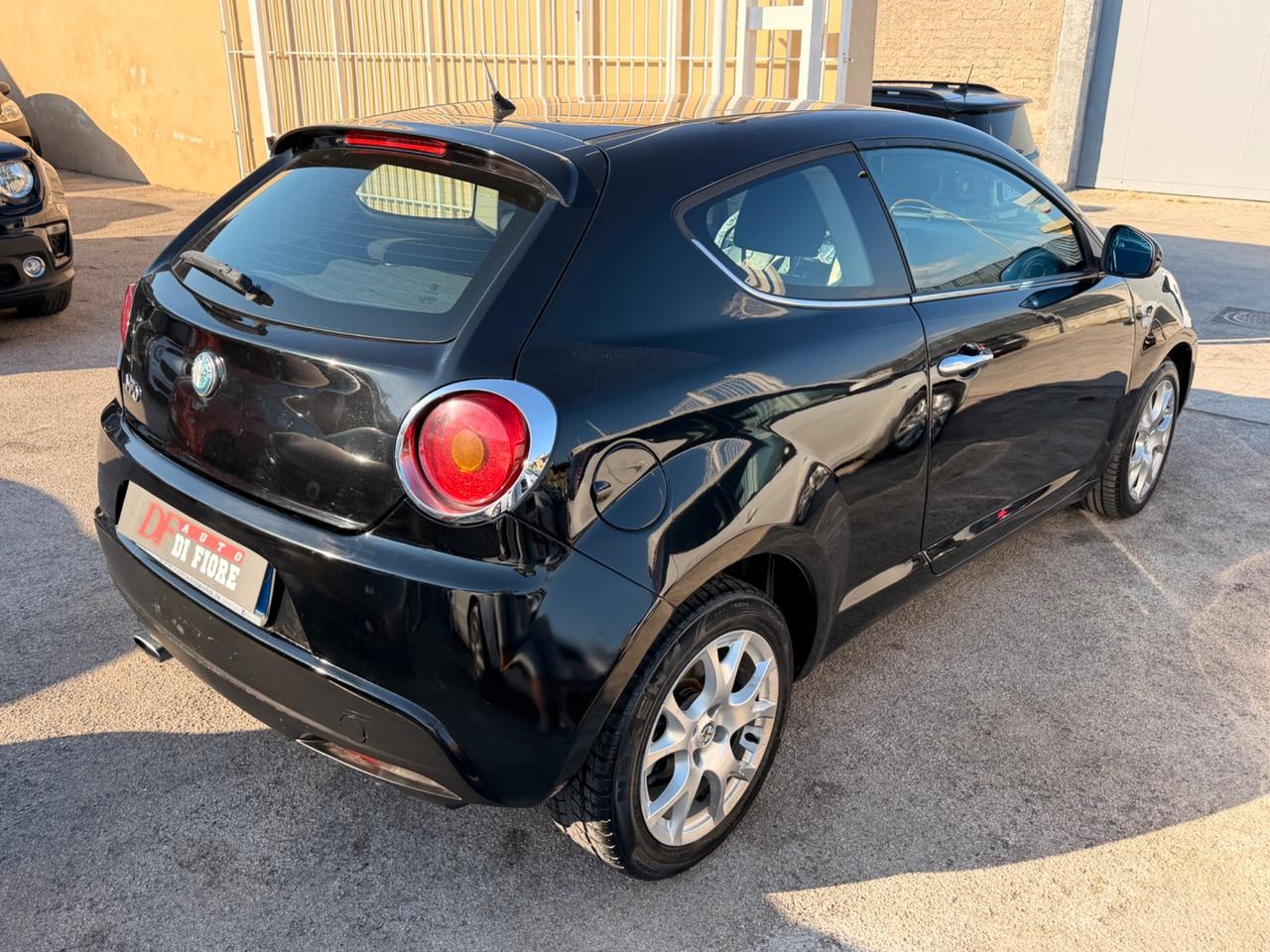 Alfa Romeo MiTo 1.3 JTDm-2 95CV Distinctive