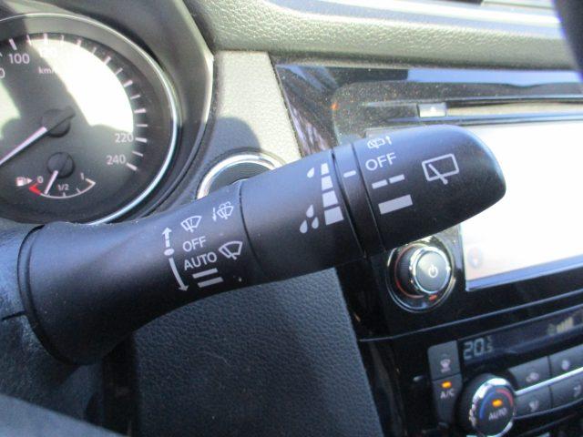 NISSAN Qashqai 1.5 dCi N-Connecta TETTO/Navi/360