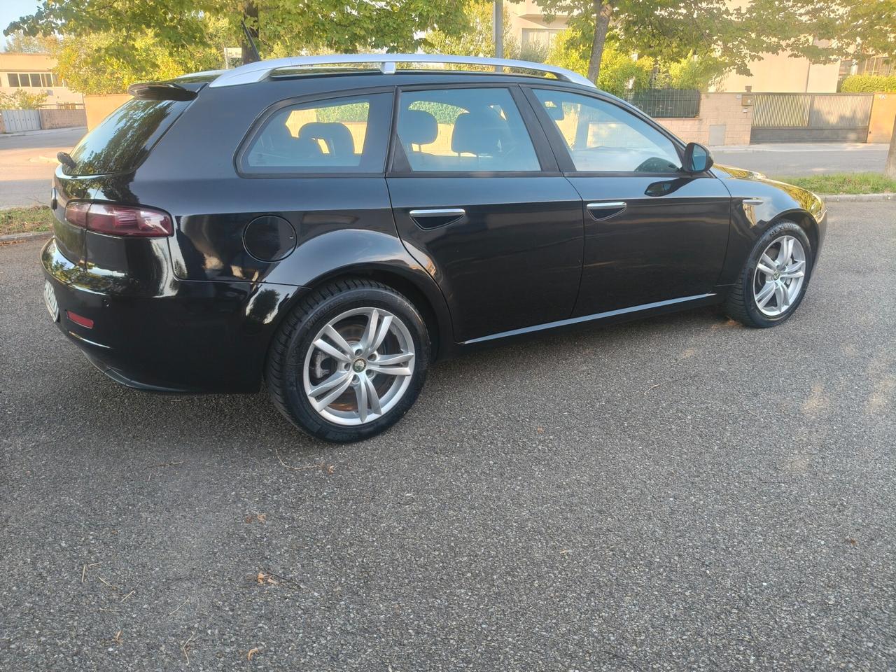 Alfa Romeo 159 2.0 JTDm Sportwagon 2011