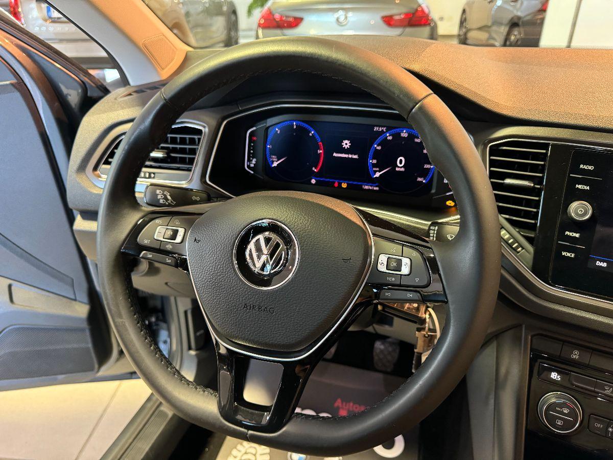 VOLKSWAGEN - T-Roc - 1.6 TDI STYLE Cokpit 2019