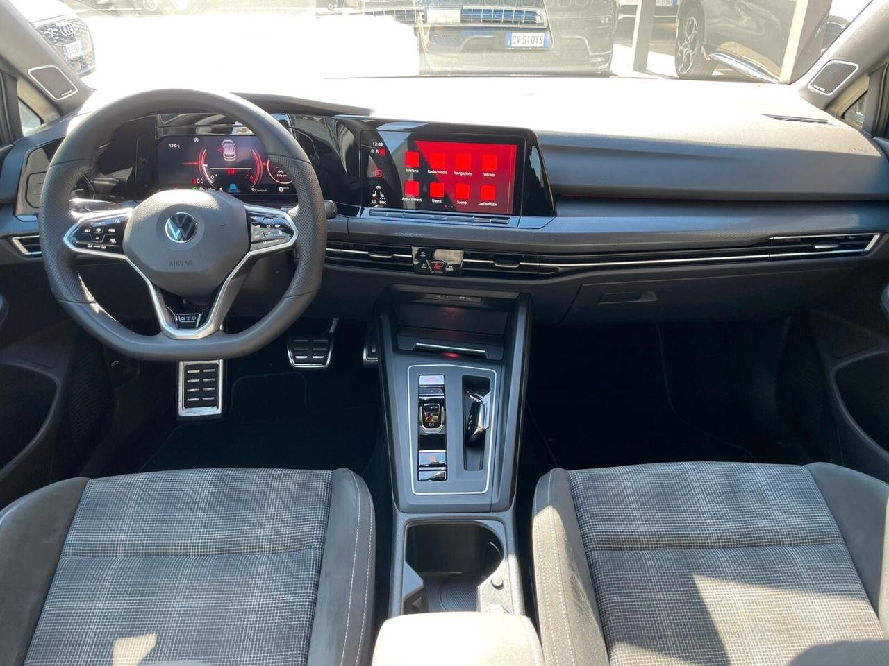 Volkswagen Golf 2.0 TDI GTD DSG-HEADUP DISPLY-HARMAN KARDON-CECHI R