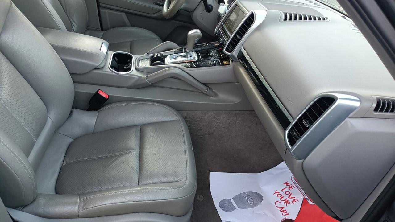 Porsche Cayenne 3.0 Diesel Pari al nuovo