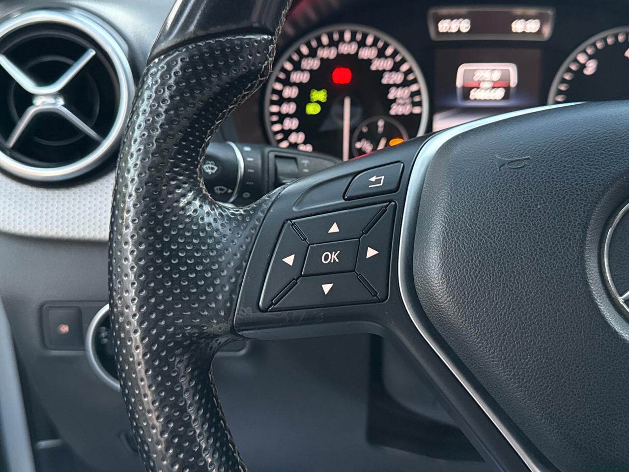 MercedesBenz B 200 CDI Premium NAVI CAMERA - 2014
