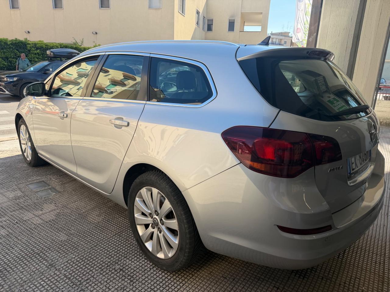 Opel Astra 1.7 CDTI 125CV 5 porte Cosmo