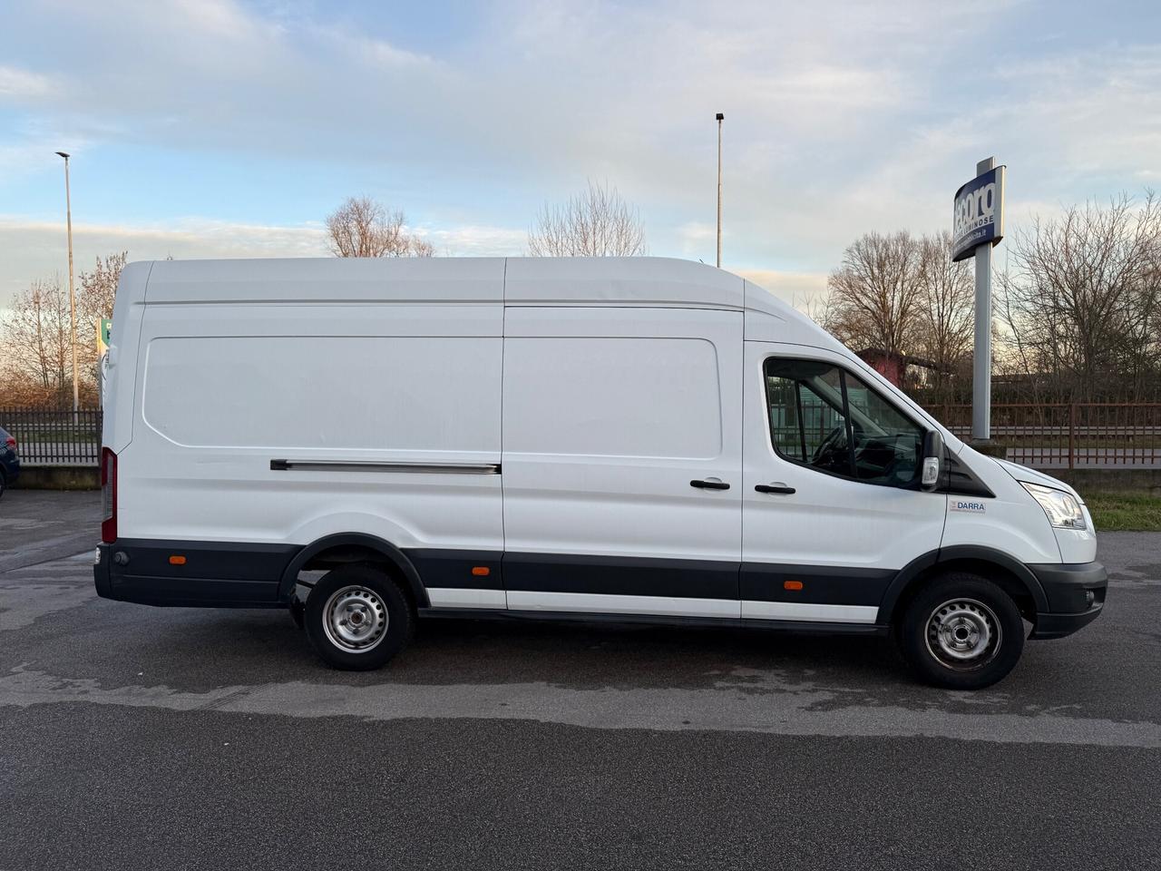 Ford Transit 350 2.2 L4 H3