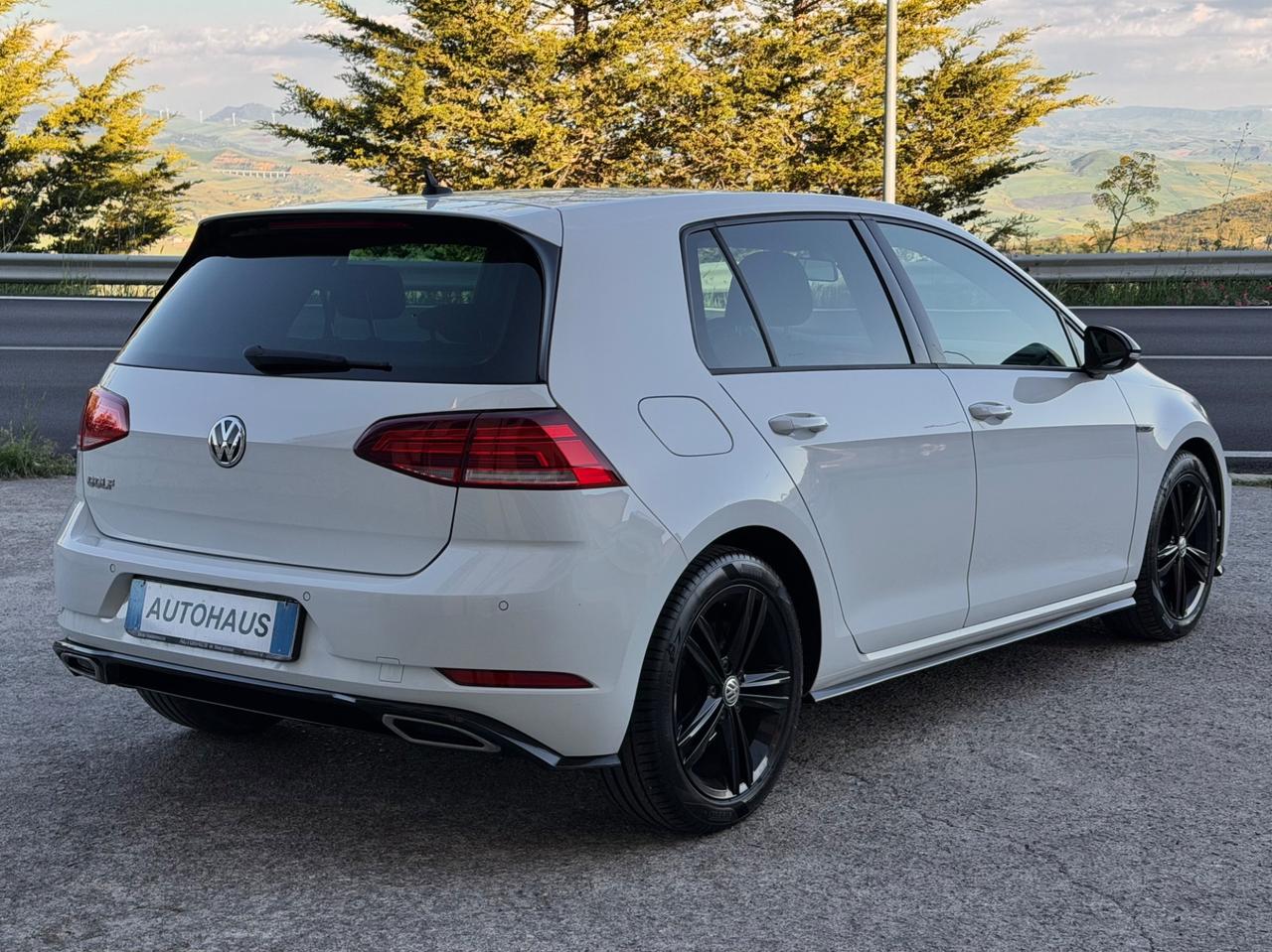 Volkswagen Golf 7.5 1.6 TDI 115 CV R-Line